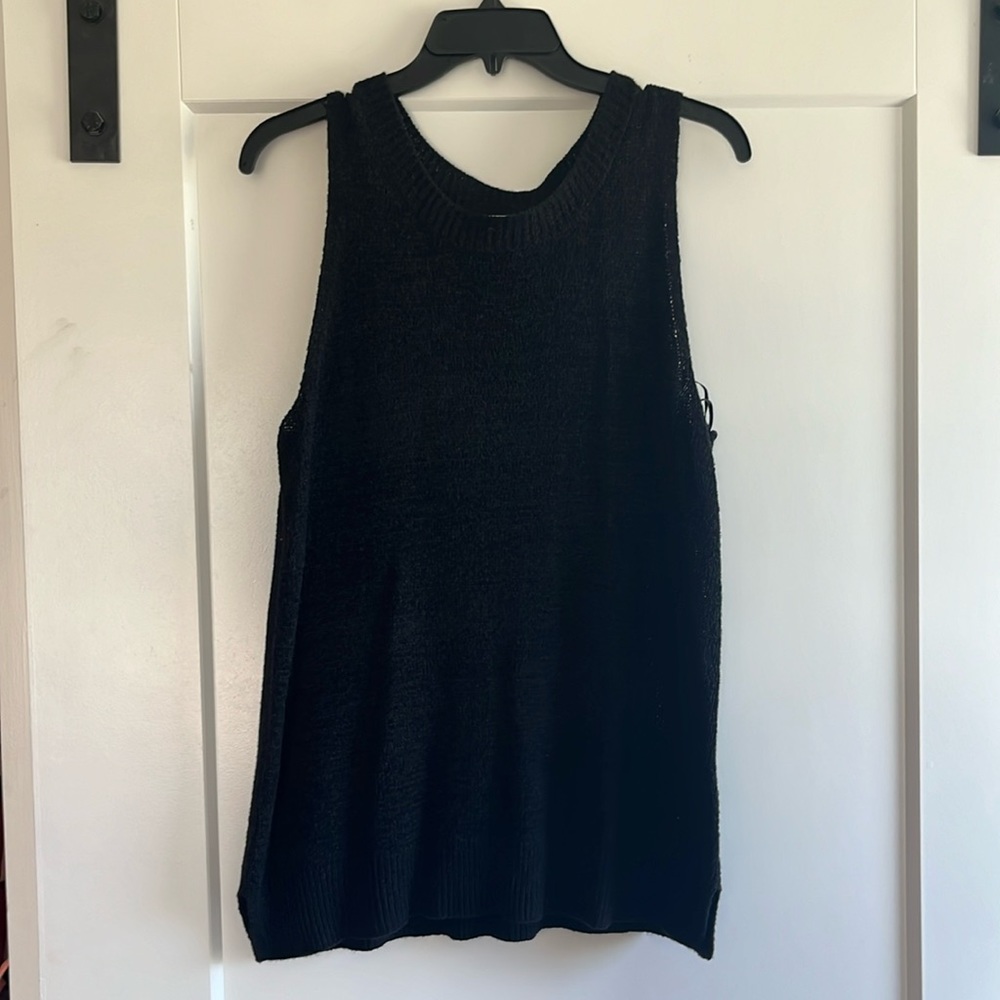 Old Navy Sweater Tank. Size Large.